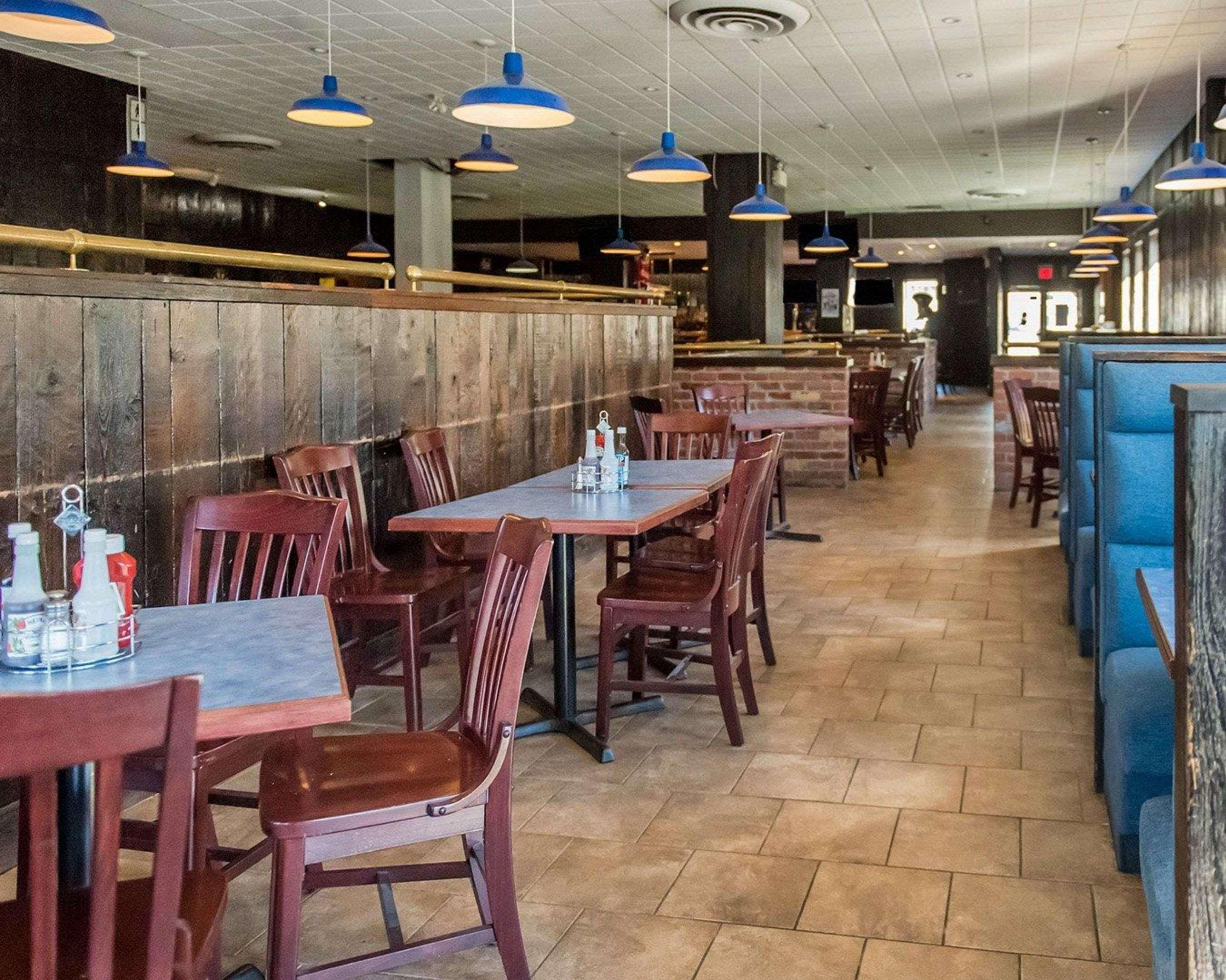 Econo Lodge Smiths Falls Εξωτερικό φωτογραφία