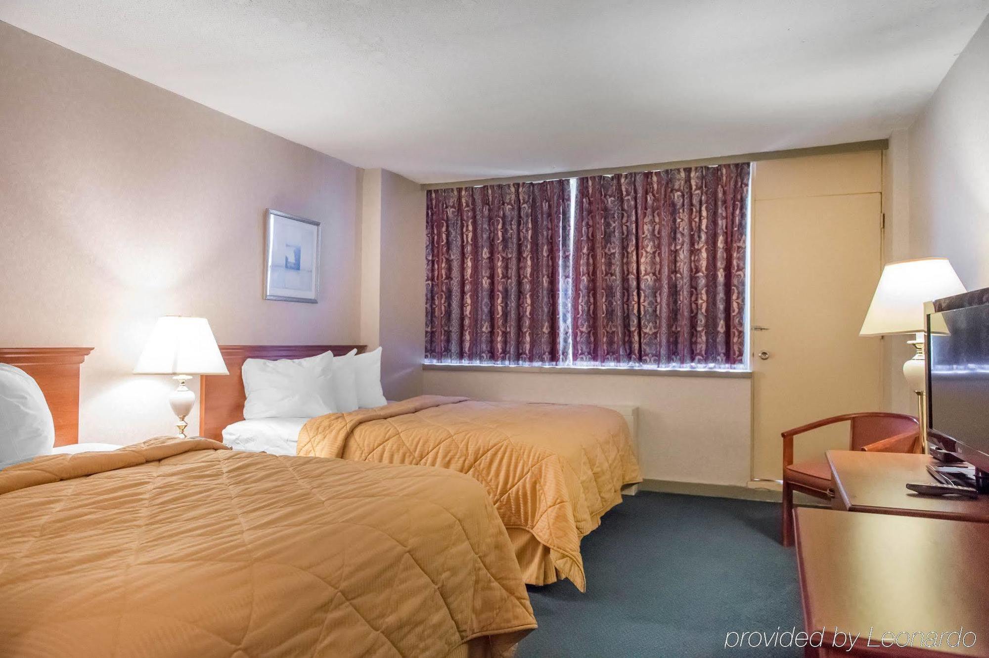 Econo Lodge Smiths Falls Εξωτερικό φωτογραφία
