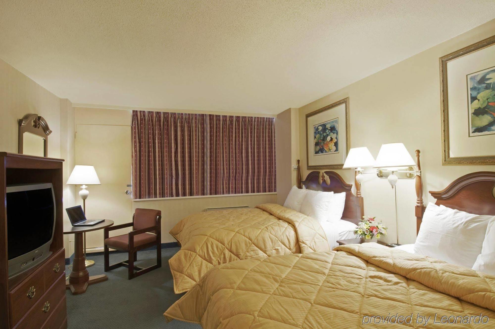 Econo Lodge Smiths Falls Δωμάτιο φωτογραφία